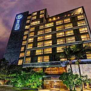 5* Hotel Estelar Parque De La 93