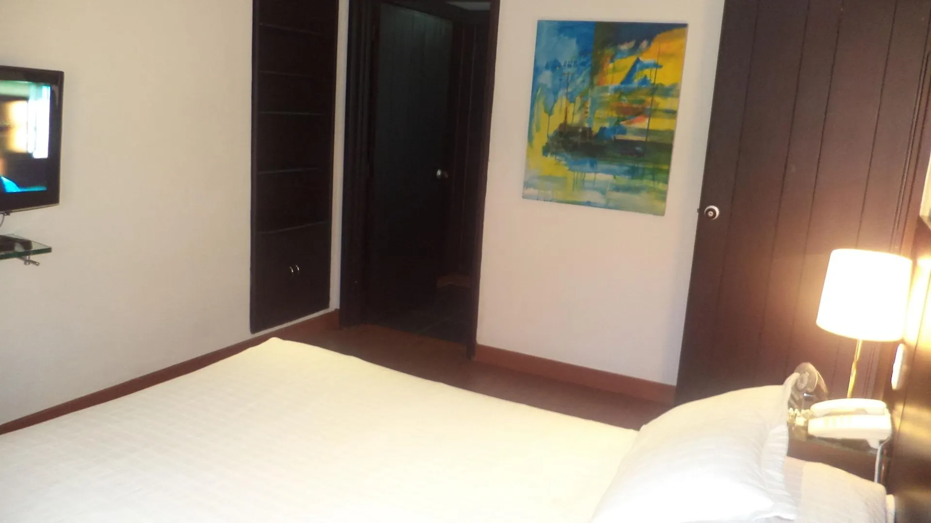 Cora 127 Plenitud Aparthotel Bogota