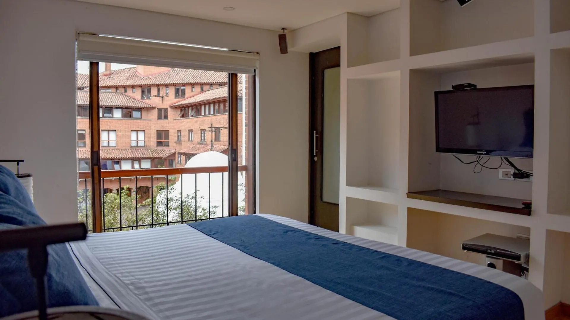 Cora 127 Plenitud Aparthotel Bogota Colombia