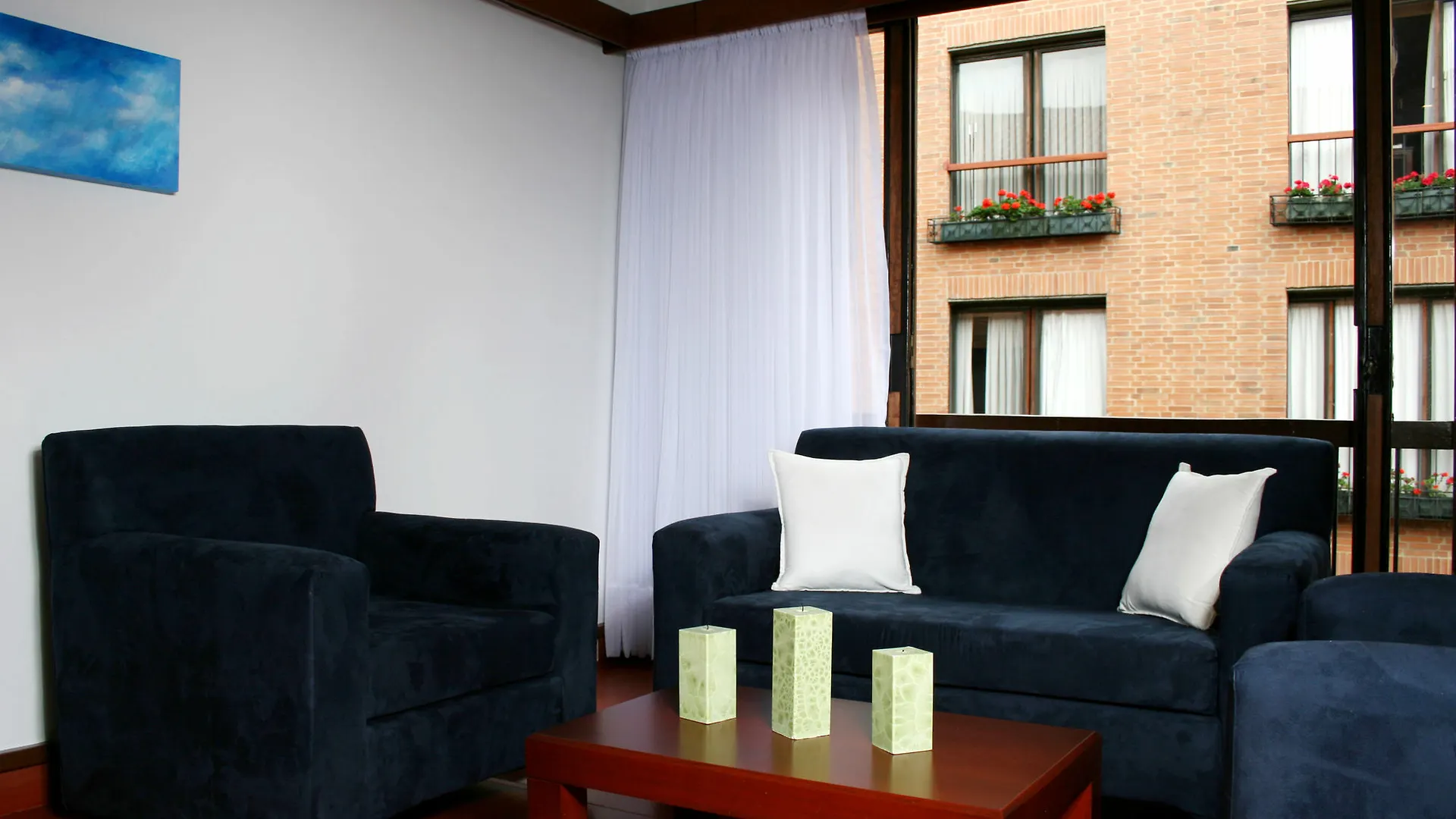 Cora 127 Plenitud Aparthotel Bogota